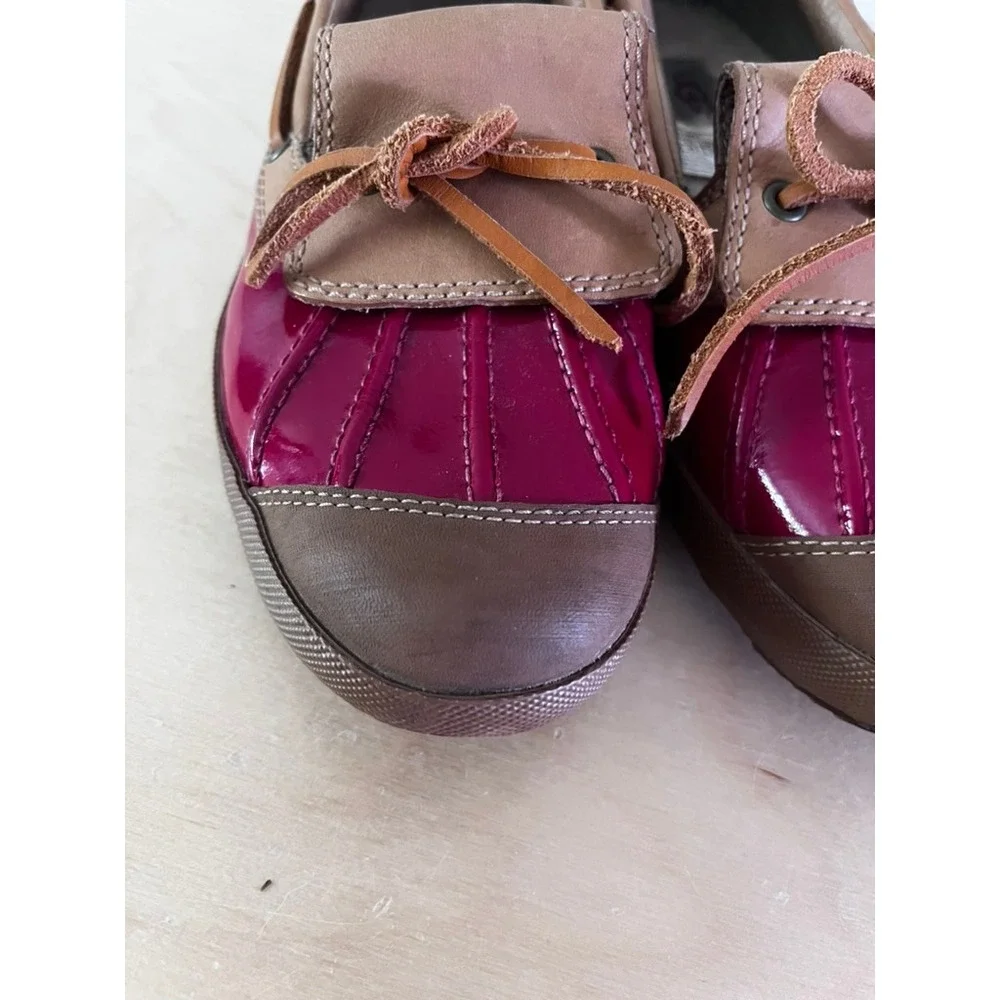 UGG Ashdale Slip-On Duck Shoe Leather Shearling Lined Red Tan size 7.5
